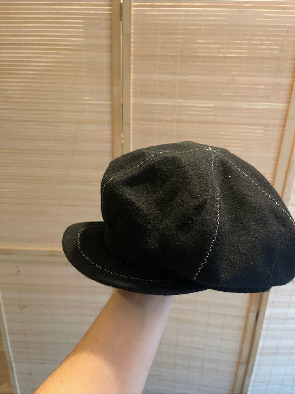 New York Hat & Cap Co Black Wool Contrast Stitch Newsboy Cap USA vintage Y2K - Picture 5 of 8